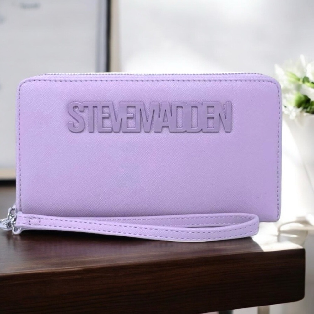 Steve Madden Digital Lave Bzipeee Bifold Box Wallet.